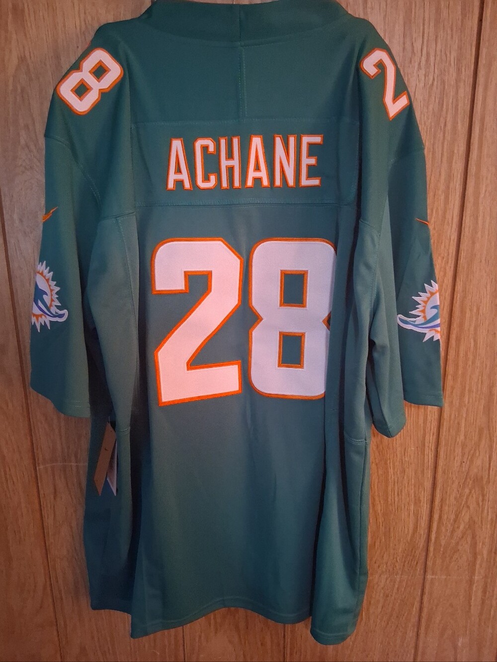 Surprise Sports Card With De’Von Achane XXL Jersey Miami Dolphins